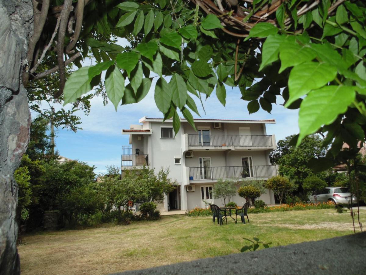 Apartments Macaso Bar Exterior foto