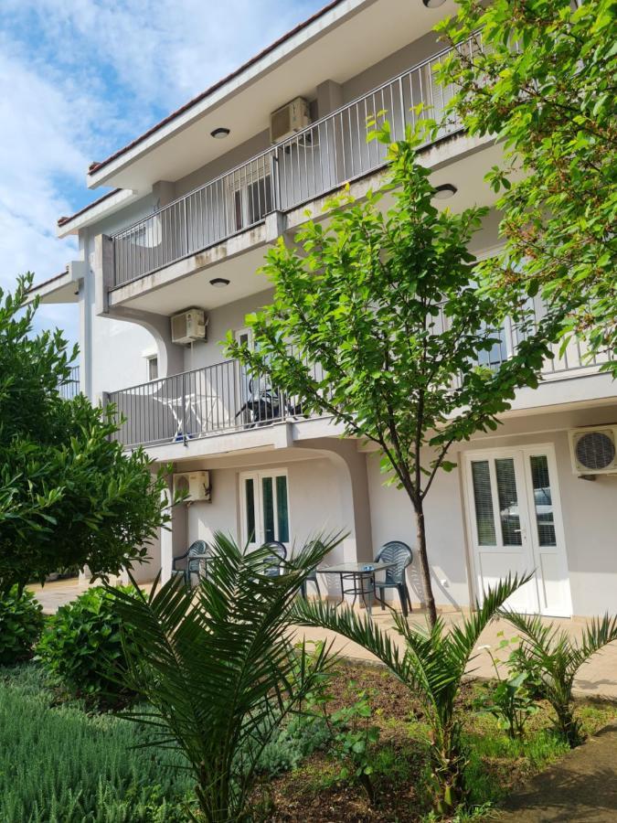 Apartments Macaso Bar Exterior foto