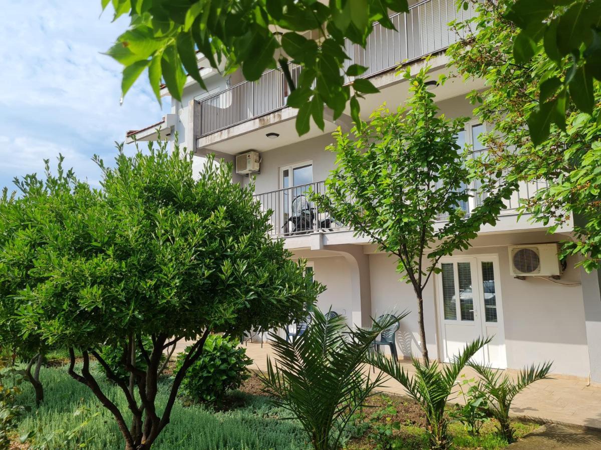 Apartments Macaso Bar Exterior foto